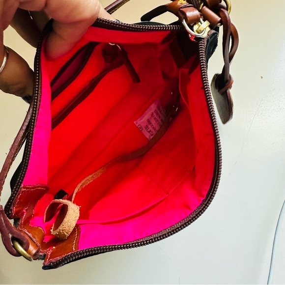 NWOT Dooney & Bourke Nylon Leather Trim Shoulder Bag - Picture 6 of 9